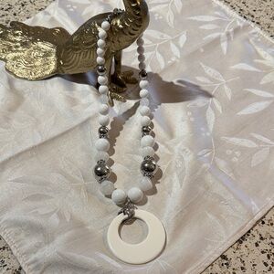Chic White and Silver Beaded Necklace